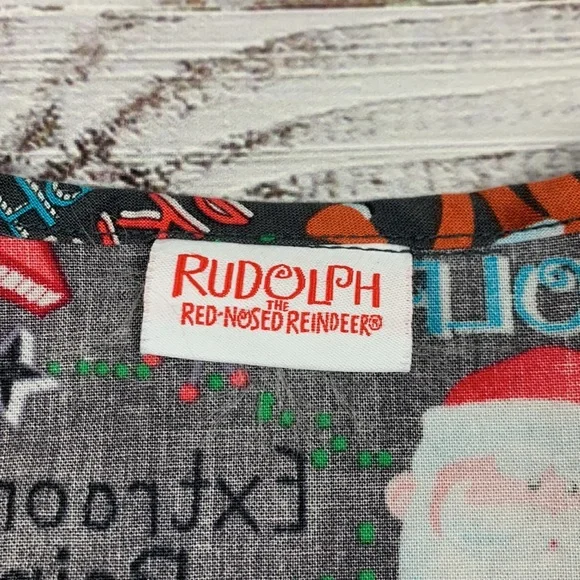 Rudolph the red nose reindeer scrub top
size M - Picture 5 of 8